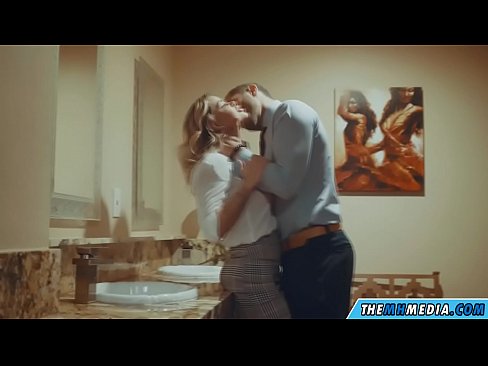 ❤️ Wanneer een rondborstige blondine je verleidt in een openbaar toilet ️ Anal porno at us nl.onlyindianpornx.ru ﹏
